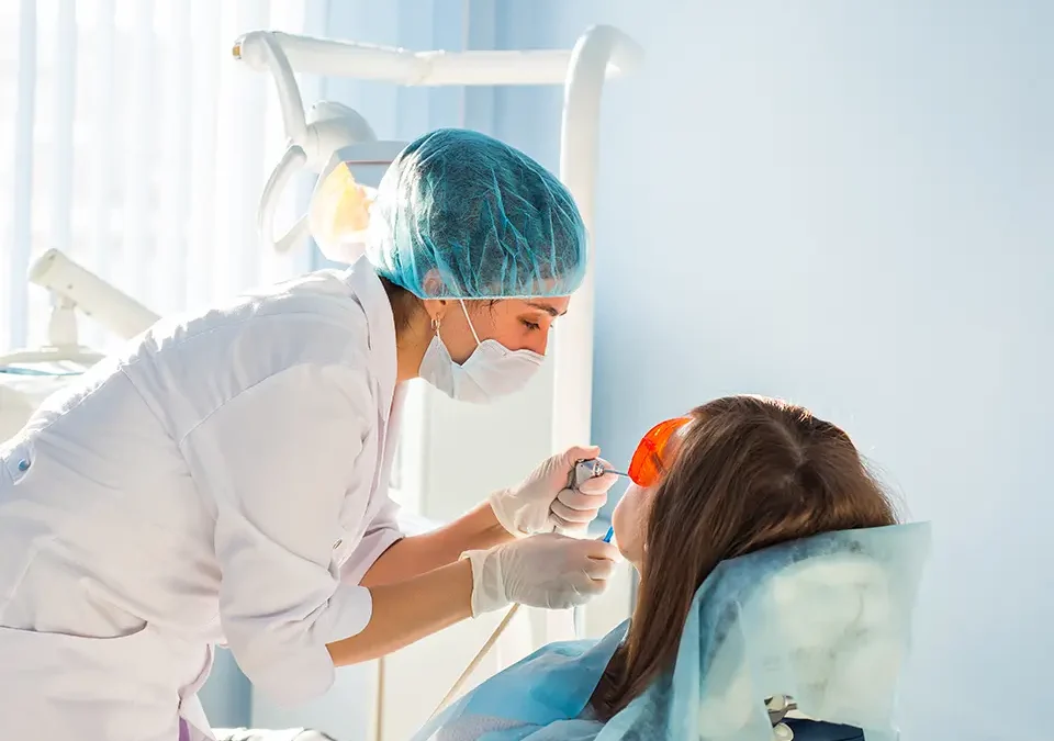 Navigating the Dental Filling Procedure: What to Expect From Start to Finish